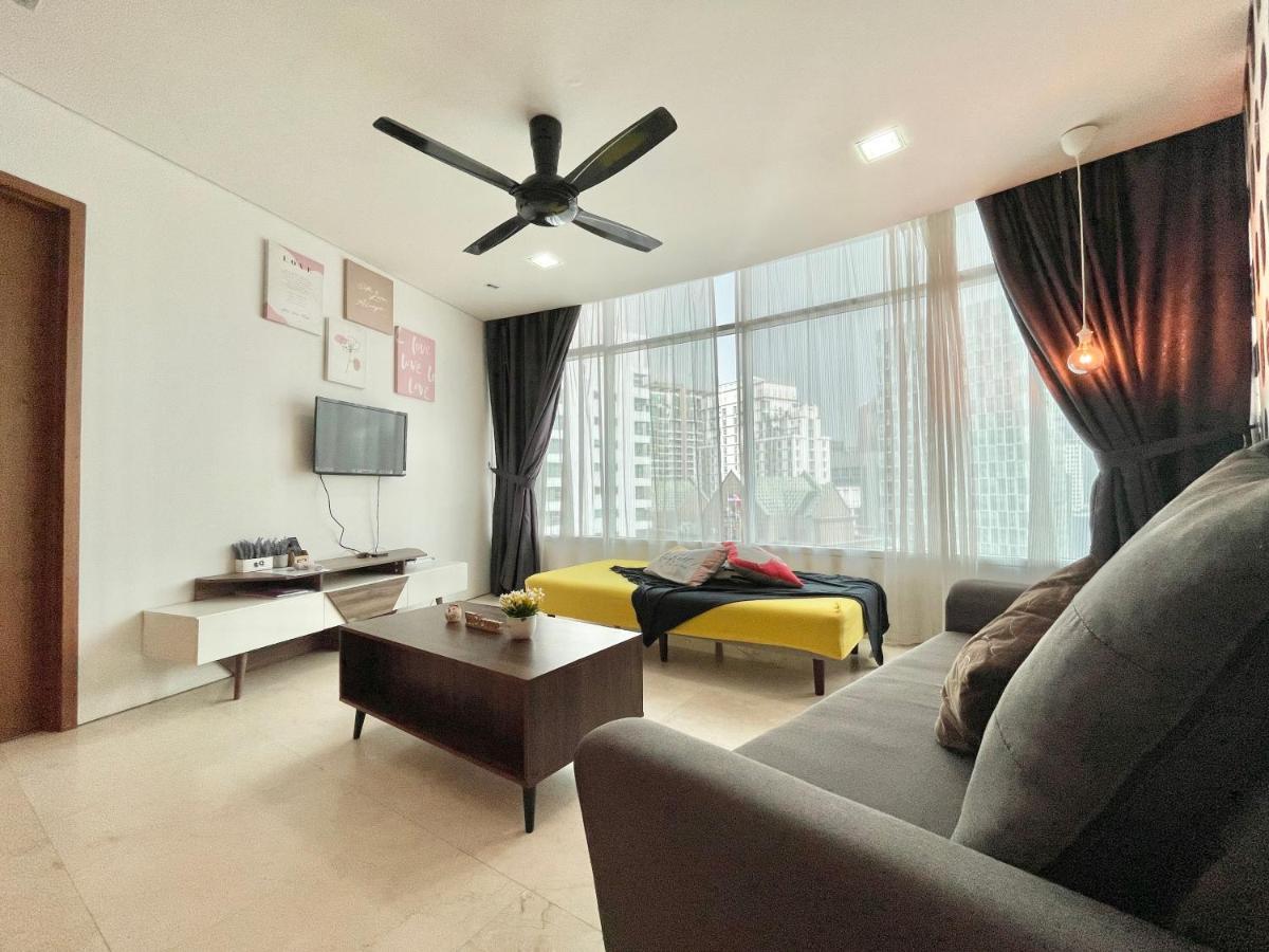 Cozy Apt 5 Mins Walk To Klcc Free Wifi Tvbox クアラルンプール エクステリア 写真